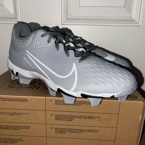 Nike Softball Cleats Size 9.5